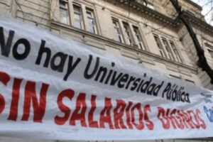 argentina-warns-of-adjustment-to-university-education