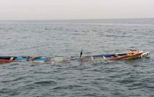 senegal-still-searching-for-missing-persons-after-shipwreck