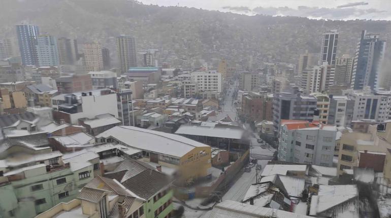 rains-trigger-red-alert-in-bolivias-capital